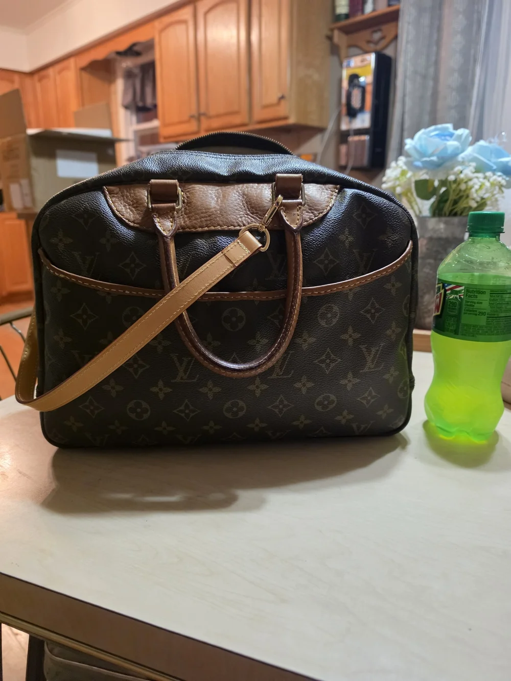 Louis Vuitton Deauville handbag